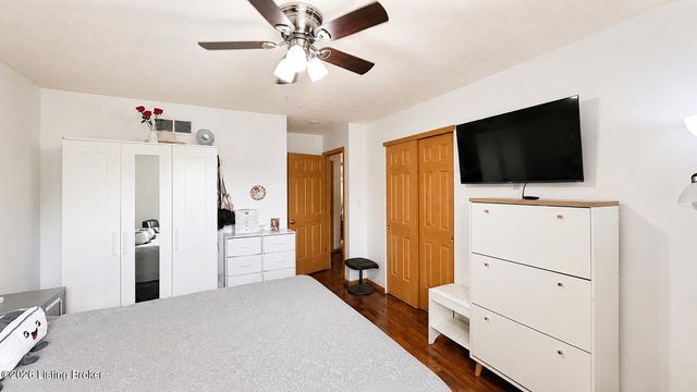 10308 Arbor Oak Dr, Louisville, KY 40229
