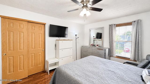 10308 Arbor Oak Dr, Louisville, KY 40229