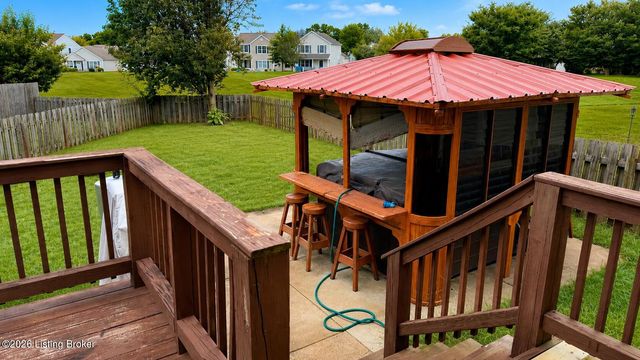 10308 Arbor Oak Dr, Louisville, KY 40229