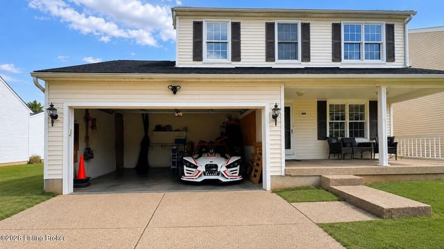 10308 Arbor Oak Dr, Louisville, KY 40229