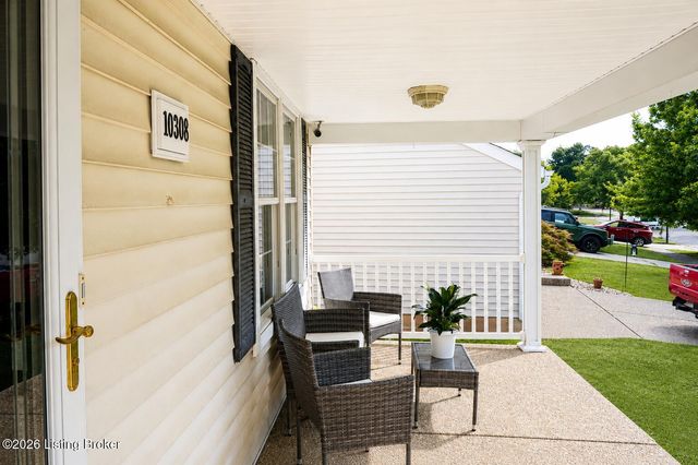 10308 Arbor Oak Dr, Louisville, KY 40229