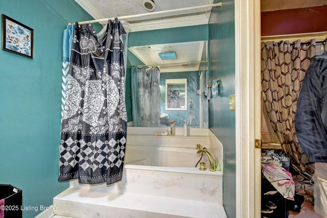 816 Dearborn Ave, Louisville, KY 40211