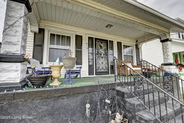 816 Dearborn Ave, Louisville, KY 40211