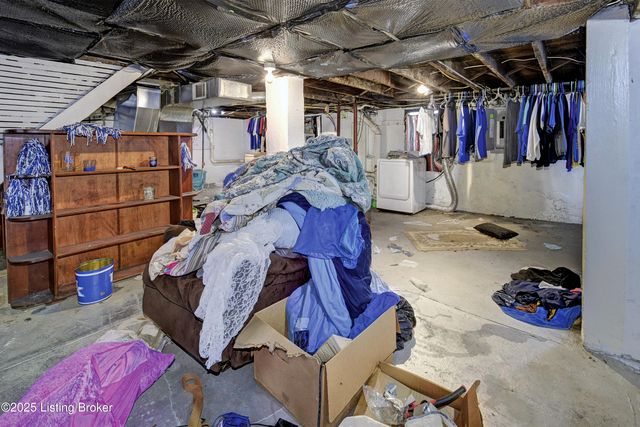 816 Dearborn Ave, Louisville, KY 40211