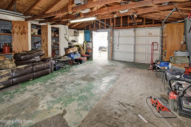 816 Dearborn Ave, Louisville, KY 40211