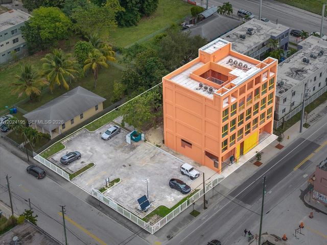 123 NW 14th Street 201, Miami, FL 33136