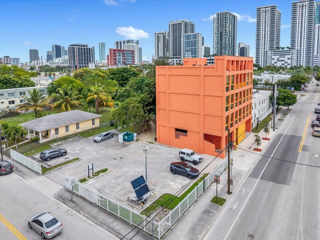 123 NW 14th Street 201, Miami, FL 33136