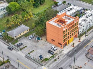 123 NW 14th Street 201, Miami, FL 33136