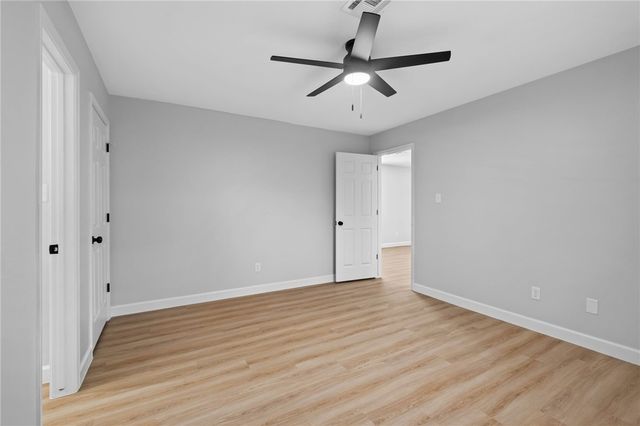 2077 N Kantz Lane, Fayetteville, AR 72703