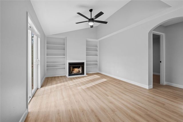 2077 N Kantz Lane, Fayetteville, AR 72703