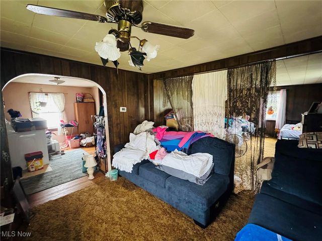 2132 Osceola Avenue, Zanesville, OH 43701