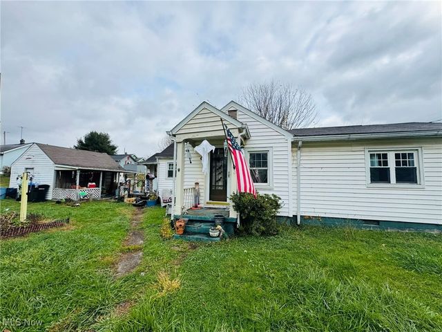 2132 Osceola Avenue, Zanesville, OH 43701