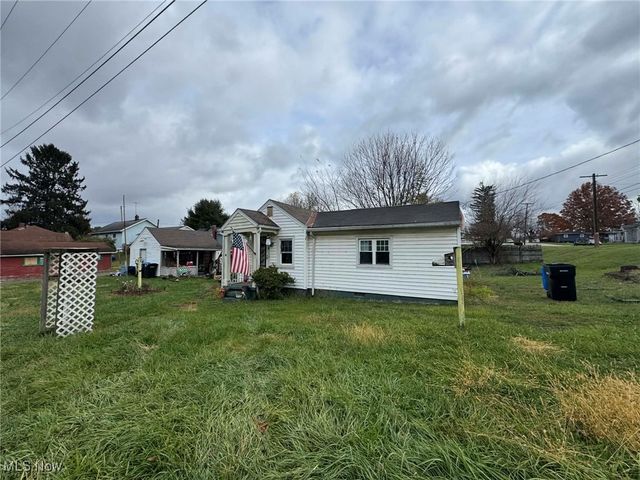 2132 Osceola Avenue, Zanesville, OH 43701