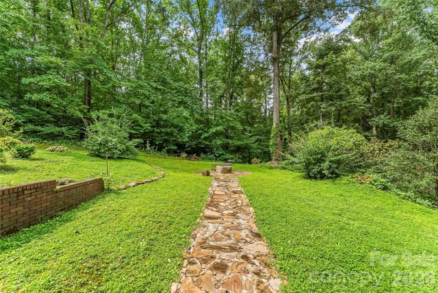 45 Monte Vista Place, Candler, NC 28715