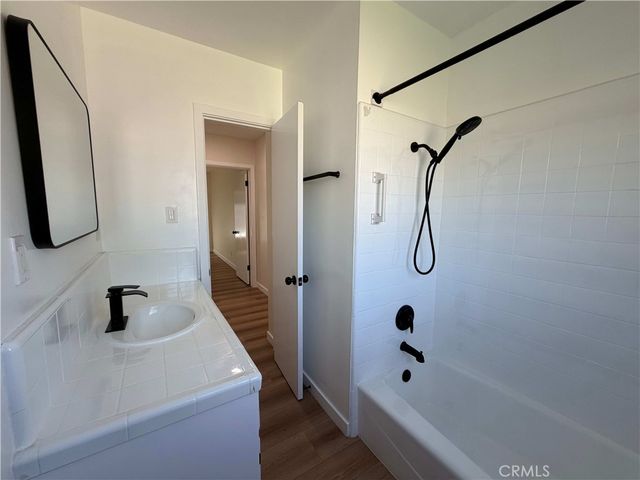 904 N 2nd Avenue, Upland, CA 91786