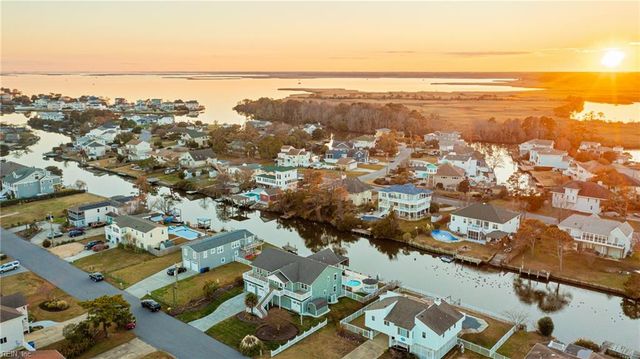 2857 Bluebill DR, Virginia Beach, VA 23456