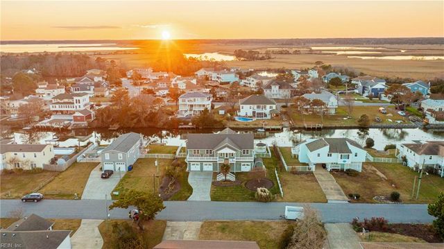 2857 Bluebill DR, Virginia Beach, VA 23456