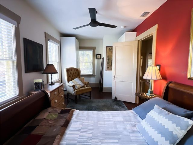 444 N JULIA AVENUE, Deland, FL 32720