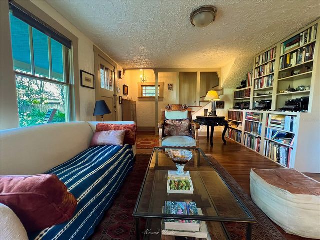 444 N JULIA AVENUE, Deland, FL 32720