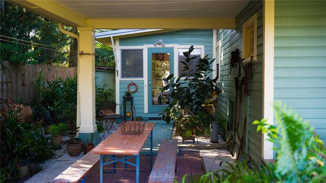 444 N JULIA AVENUE, Deland, FL 32720