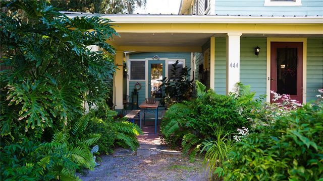 444 N JULIA AVENUE, Deland, FL 32720