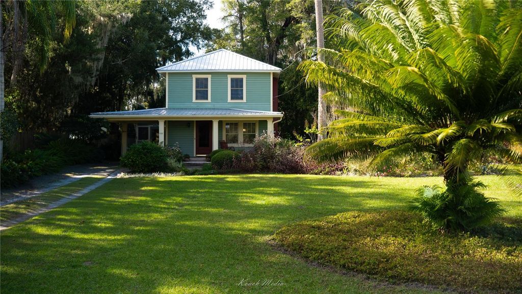 444 N JULIA AVENUE, Deland, FL 32720