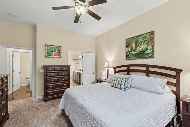 957 Woodsedge Drive, Erlanger, KY 41018