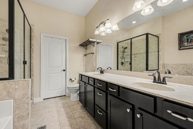 957 Woodsedge Drive, Erlanger, KY 41018