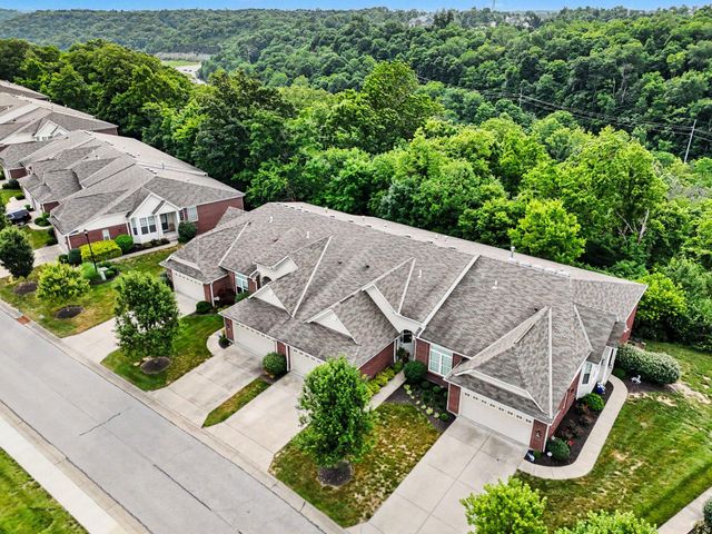 957 Woodsedge Drive, Erlanger, KY 41018