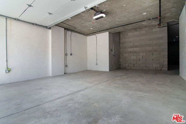 1122 N Coronado Street, Los Angeles, CA 90026