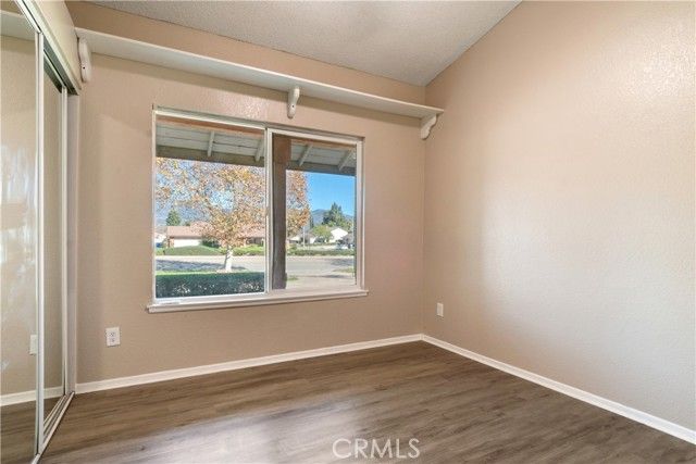2864 N Riverside, Rialto, CA 92377