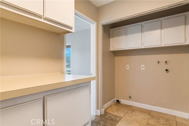 2864 N Riverside, Rialto, CA 92377