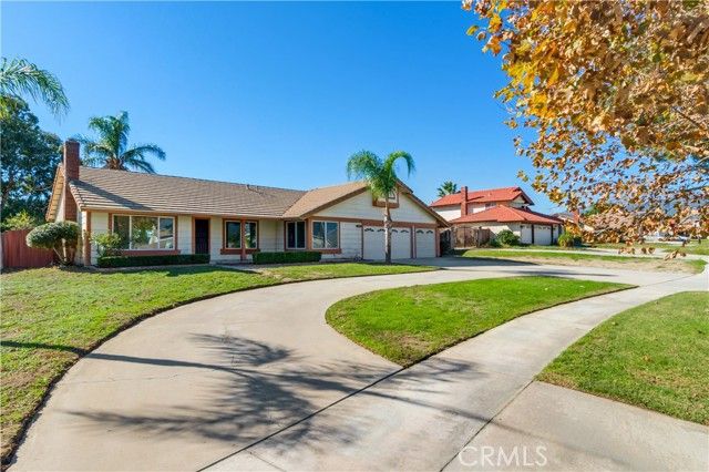 2864 N Riverside, Rialto, CA 92377