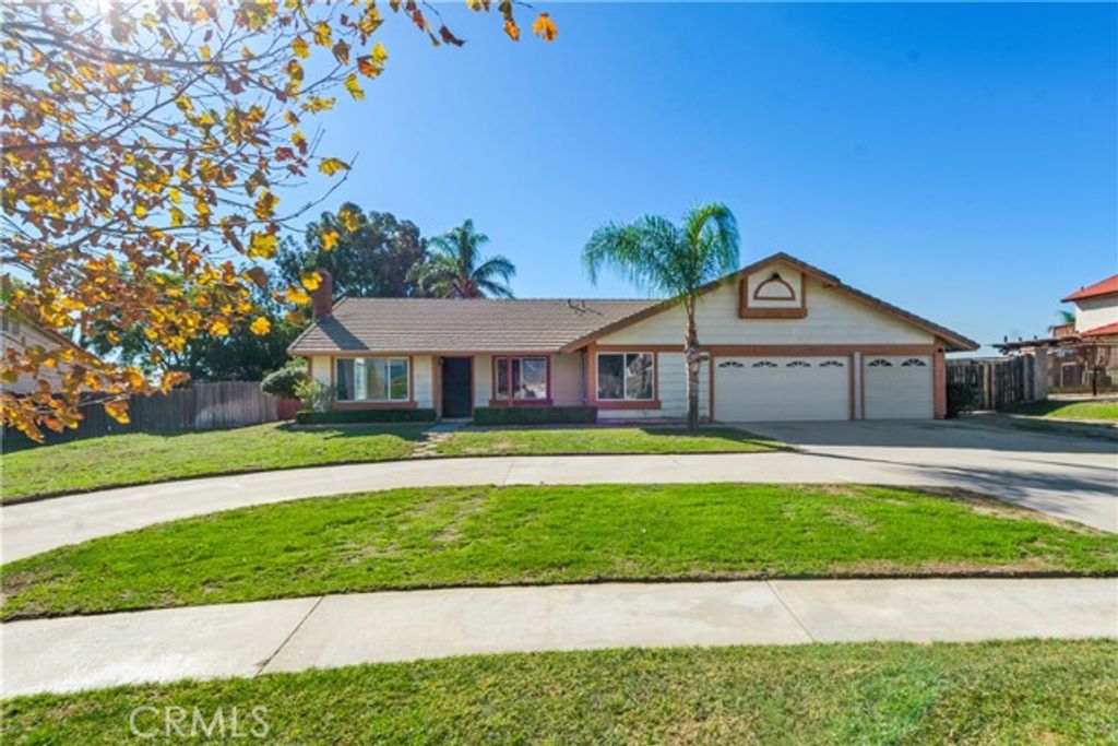 2864 N Riverside, Rialto, CA 92377