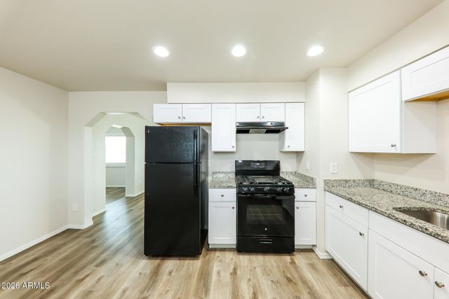 7345 W BROWN Street, Peoria, AZ 85345