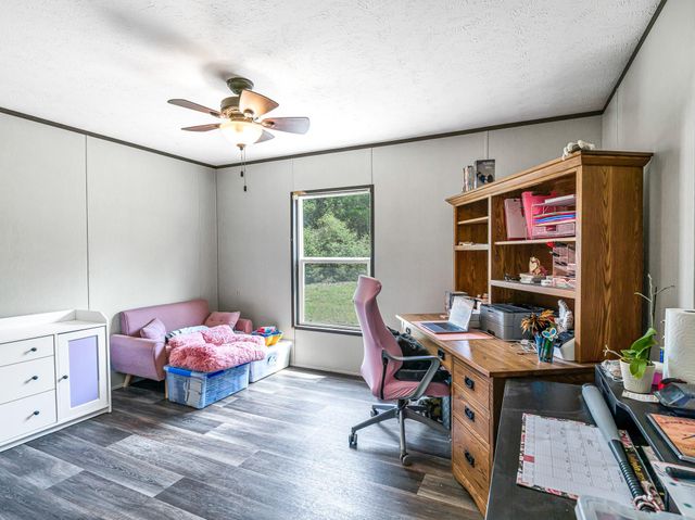 1047 Jim Bob Lane, New Ulm, TX 78950