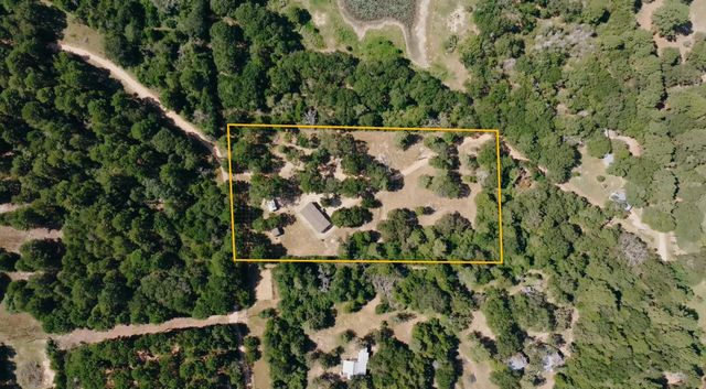 1047 Jim Bob Lane, New Ulm, TX 78950