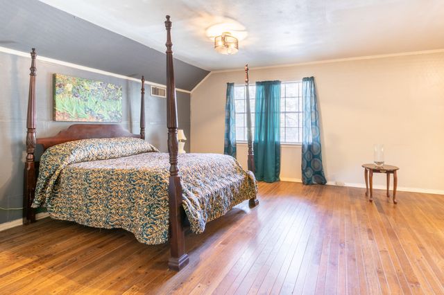 1208 Cedarbrook Trail, Lancaster, TX 75146