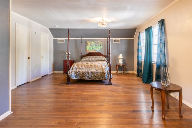 1208 Cedarbrook Trail, Lancaster, TX 75146