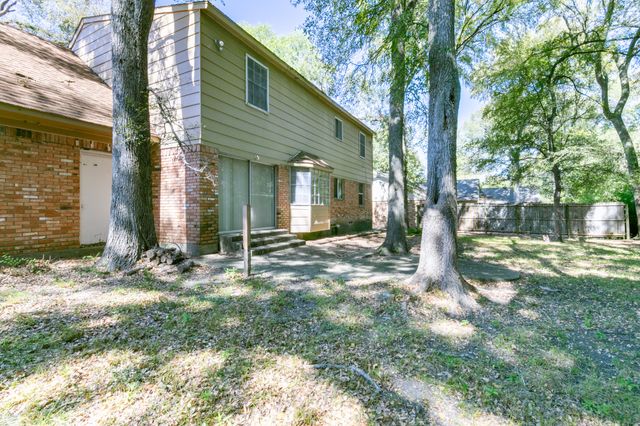 1208 Cedarbrook Trail, Lancaster, TX 75146