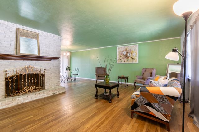 1208 Cedarbrook Trail, Lancaster, TX 75146