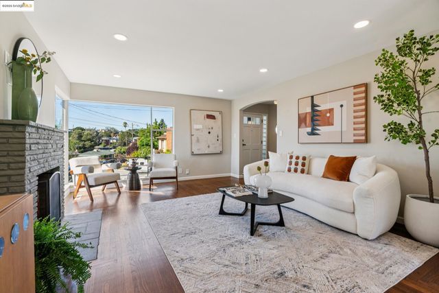 3546 Willis Ct, Oakland, CA 94619