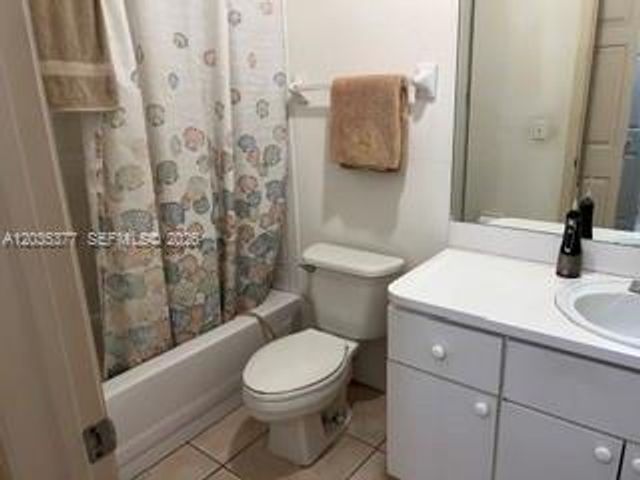 18021 SW 138th Place, Miami, FL 33177