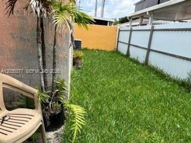 18021 SW 138th Place, Miami, FL 33177