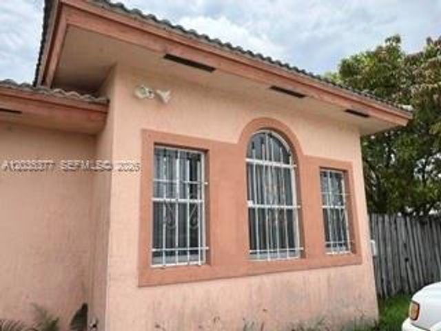 18021 SW 138th Place, Miami, FL 33177