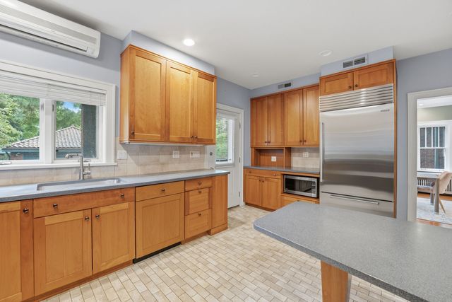 321 S Linden Avenue, Point Breeze, PA 15208