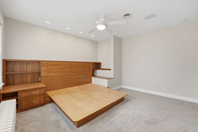 321 S Linden Avenue, Point Breeze, PA 15208