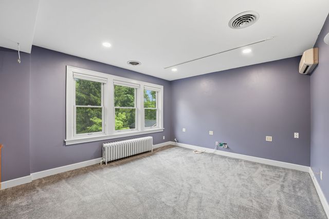 321 S Linden Avenue, Point Breeze, PA 15208