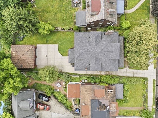321 S Linden Avenue, Point Breeze, PA 15208
