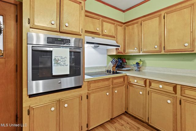 218 W Virginia Drive, Clinton, MS 39056